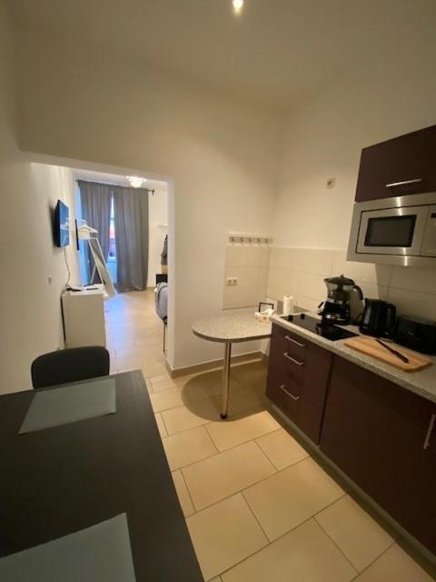 Studio Apartment Im Palais Fleur Blanche Potsdam Kültér fotó