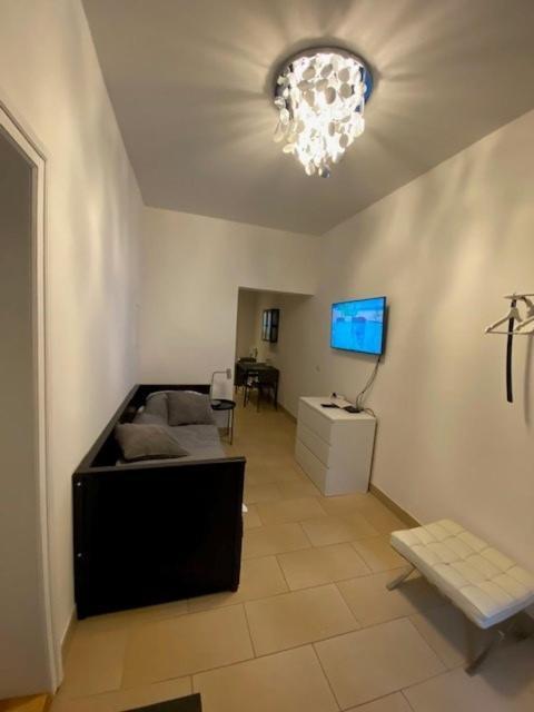 Studio Apartment Im Palais Fleur Blanche Potsdam Kültér fotó